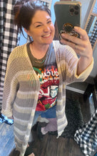 Load image into Gallery viewer, Striped Cuffed Sleeve Long Beach Kimono