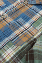 Load image into Gallery viewer, Green Chest Pockets Button Up Plaid Shirt