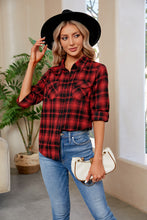 Load image into Gallery viewer, Plaid Curved Hem Long Sleeve Shirt