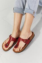 Load image into Gallery viewer, MMShoes Drift Away T-Strap Flip-Flop in Wine