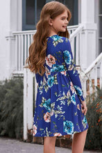 Load image into Gallery viewer, Girls Floral Long Sleeve Dress with Pockets