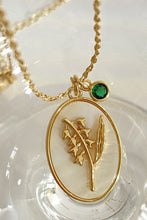 Load image into Gallery viewer, Flower Shell Pendant Copper Necklace