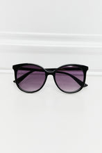Load image into Gallery viewer, Polycarbonate Frame Full Rim Sunglasses