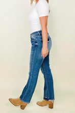 Load image into Gallery viewer, Risen Mid-Rise Straight Jeans