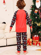 Load image into Gallery viewer, Reindeer Graphic Top and Pants Set