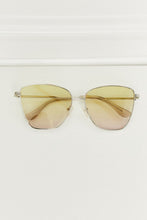 Load image into Gallery viewer, Metal Frame Full Rim Sunglasses