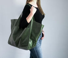 Load image into Gallery viewer, Women's Simple Large Capacity Tote Bag