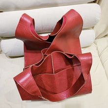 Load image into Gallery viewer, Women's Simple Large Capacity Tote Bag