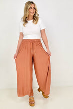 Load image into Gallery viewer, Zenana Woven Pleated Wide Leg Pants With Lining