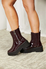 Load image into Gallery viewer, Forever Link Side Zip Platform Boots