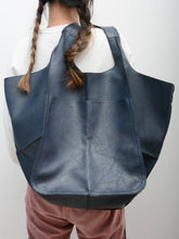 Load image into Gallery viewer, Women's Simple Large Capacity Tote Bag