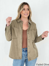 Load image into Gallery viewer, Easel "Tilly" Solid Cotton Twill Shacket