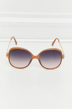 Load image into Gallery viewer, Metal-Plastic Hybrid Full Rim Sunglasses