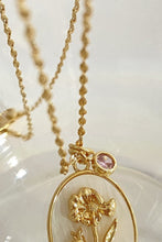 Load image into Gallery viewer, Flower Shell Pendant Copper Necklace