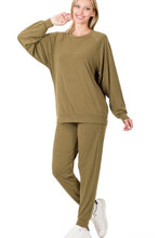 Load image into Gallery viewer, Zenana Raglan Sleeve Pullover & Jogger Pants Set