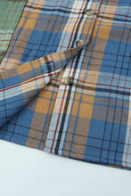 Load image into Gallery viewer, Green Chest Pockets Button Up Plaid Shirt