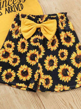 Load image into Gallery viewer, Girls Slogan Graphic Top and Sunflower Print Shorts Set