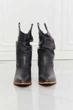 Load image into Gallery viewer, MMShoes Better in Texas Scrunch Cowboy Boots in Navy