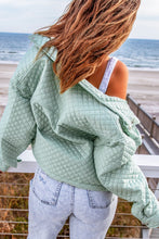 Load image into Gallery viewer, Green Quilted Pocketed Zip-Up Cropped Jacket