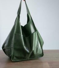 Load image into Gallery viewer, Women's Simple Large Capacity Tote Bag
