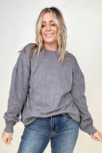 Load image into Gallery viewer, Twist Detail Reversible Oversized Sweatshirt With Pockets
