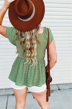 Load image into Gallery viewer, Green Plus Size Floral Peplum Top