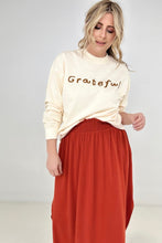 Load image into Gallery viewer, Gilli "Grateful" Graphic Sweatshirt