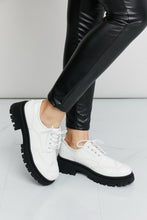 Load image into Gallery viewer, Forever Link Lace-Up Round Neck Shoes