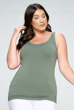 Load image into Gallery viewer, Yelete Reversible V or U Neckline Seamless Tank