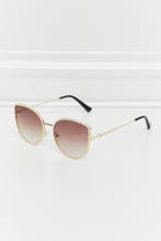 Load image into Gallery viewer, Full Rim Metal Frame Sunglasses