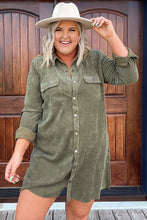 Load image into Gallery viewer, Green Plus Size Long Sleeve Buttoned Shirt Dress