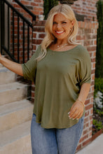 Load image into Gallery viewer, Green Plus Size Hollow-Out Back Slouchy Tee