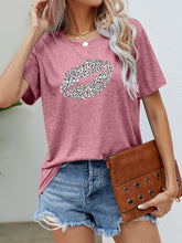 Load image into Gallery viewer, Leopard Lip Graphic Round Neck Tee