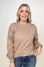 Load image into Gallery viewer, Twist Detail Reversible Oversized Sweatshirt With Pockets