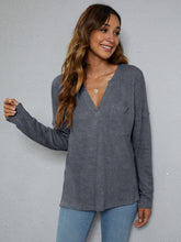 Load image into Gallery viewer, Dropped Shoulder High-Low Waffle-Knit Top
