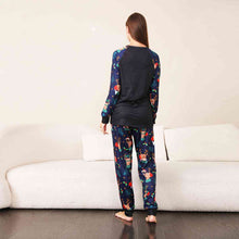 Load image into Gallery viewer, Reindeer Graphic Top and Printed Pants Set
