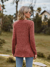 Load image into Gallery viewer, Ribbed Round Neck Long Sleeve Tee
