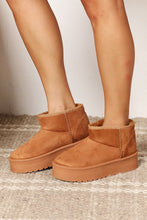 Load image into Gallery viewer, Legend Women's Fleece Lined Chunky Platform Mini Boots
