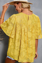 Load image into Gallery viewer, Floral Textured Ruffled Half Sleeve Babydoll Top
