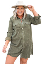 Load image into Gallery viewer, Green Plus Size Long Sleeve Buttoned Shirt Dress
