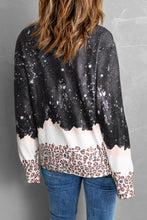 Load image into Gallery viewer, Leopard Heart Graphic Long Sleeve Sweatshirt
