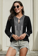 Load image into Gallery viewer, Long Sleeves Front Embroidery Blouse
