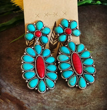 Load image into Gallery viewer, Turquoise Oval Drop Earrings
