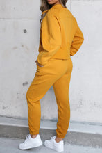 Load image into Gallery viewer, Half-Zip Sports Set with Pockets

