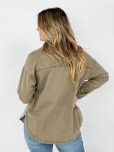 Load image into Gallery viewer, Easel "Tilly" Solid Cotton Twill Shacket
