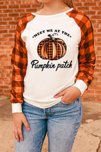 Load image into Gallery viewer, Pumpkin Patch Graphic Plaid Long Sleeve Top
