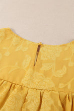 Load image into Gallery viewer, Floral Textured Ruffled Half Sleeve Babydoll Top

