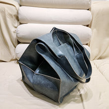 Load image into Gallery viewer, Women's Simple Large Capacity Tote Bag
