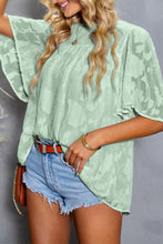 Load image into Gallery viewer, Floral Textured Ruffled Half Sleeve Babydoll Top
