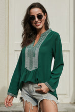 Load image into Gallery viewer, Long Sleeves Front Embroidery Blouse
